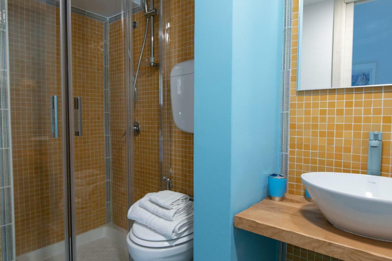 Sebeto Bellini Apartment Napoli Bagian luar foto